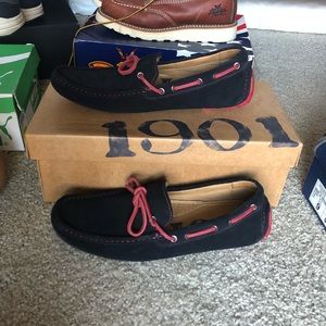 1901 men’s loafers US size 8.5 in navy & red